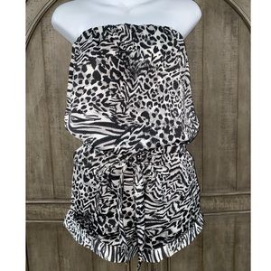 Leopard romper By: Guess size Small